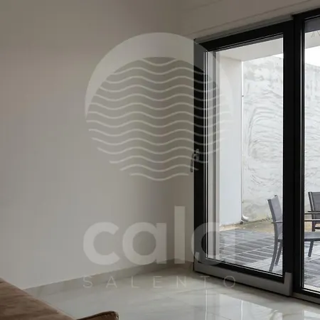 Villa Canisi - *